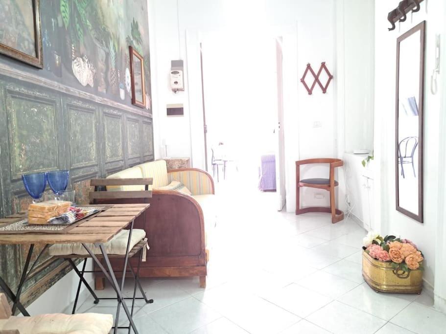 Appartamento Cuore Di Napoli 2 ภายนอก รูปภาพ